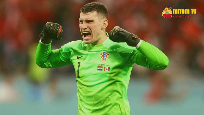 Hành trình tỏa sáng trong màu áo đội tuyển quốc gia của thủ môn Croatia